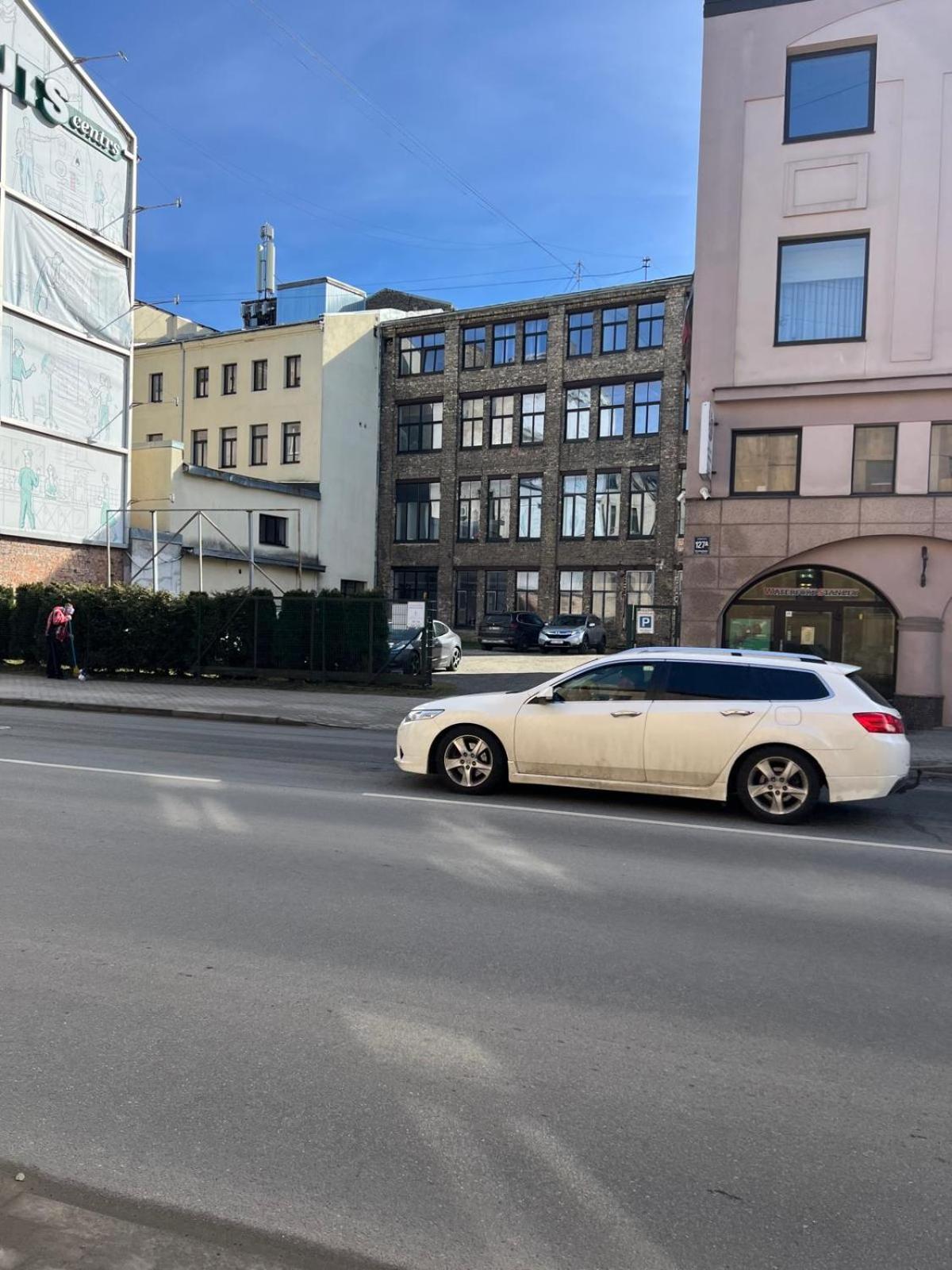 Appartement Cozy 2 -room In The Center Of - Lacplesa *