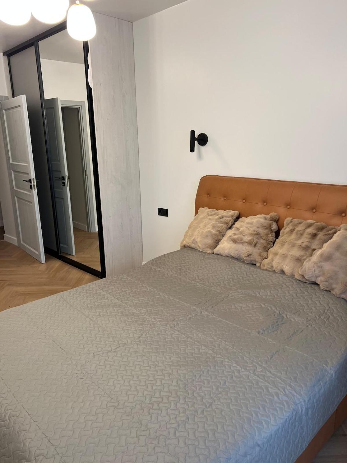 Cozy 2 -room In The Center Of - Lacplesa Appartement